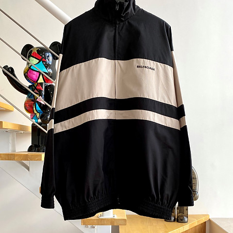 [계단] 발렌시아가 투톤 윈드브레이커 자켓