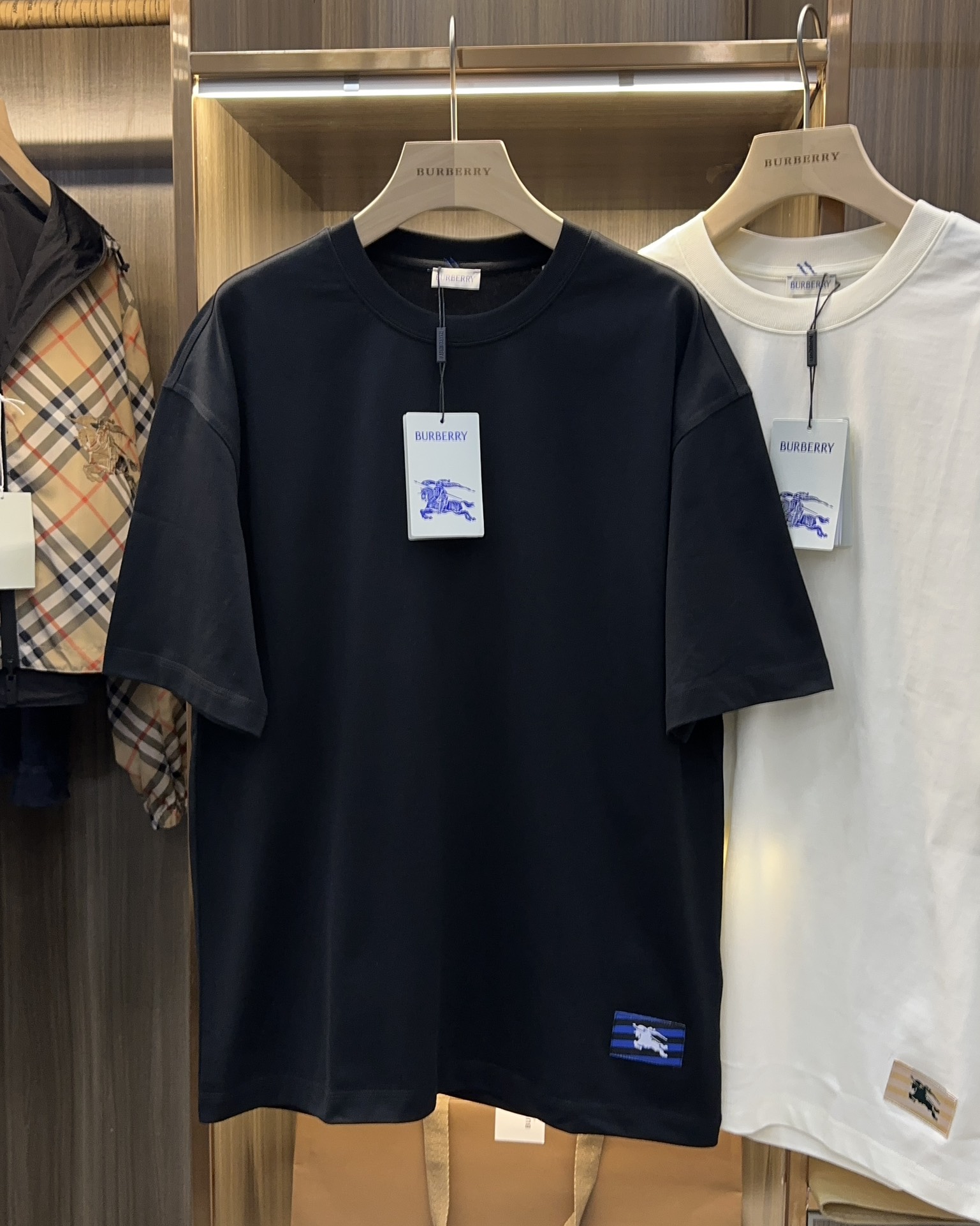 [A버벌] 버버리 EKD패치 블랙 티셔츠