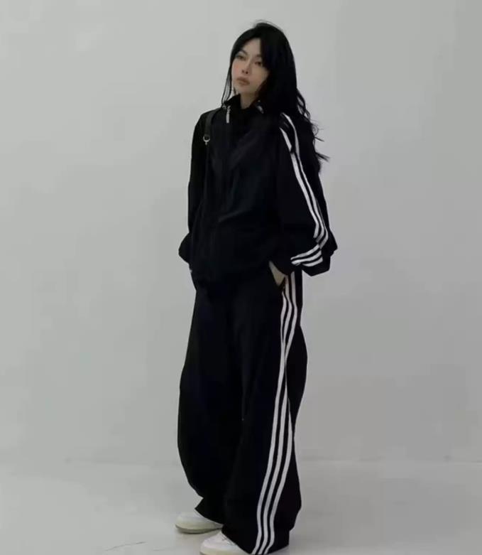 [SYTM] 발렌시아가 X 아디다스 블랙 트랙 팬츠