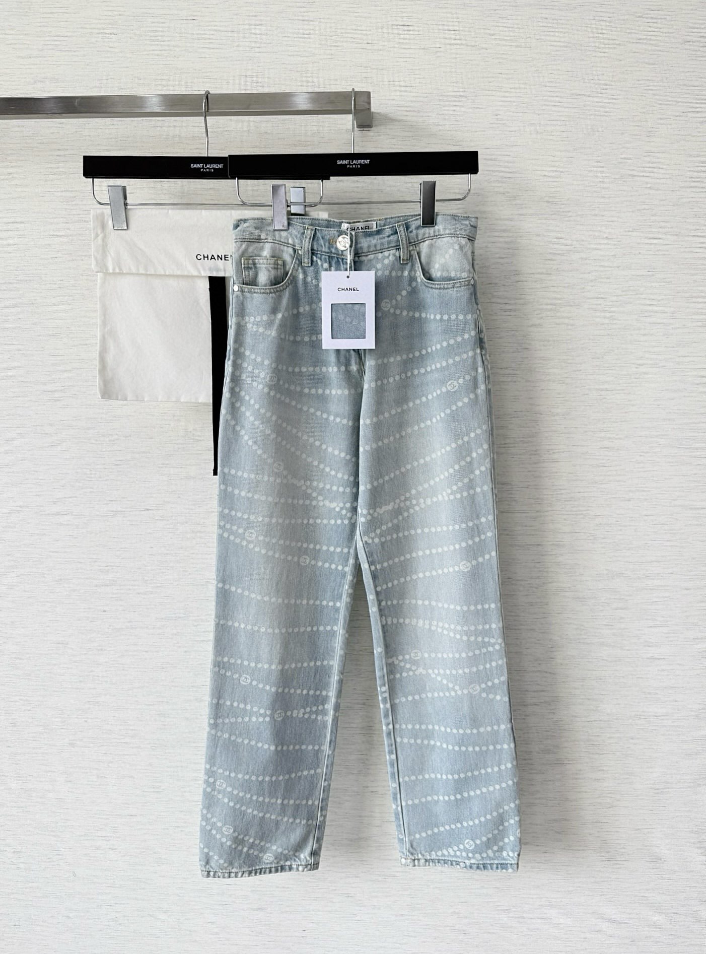 [V공장] 샤넬 CC 진주 연청 데님 진 여성복