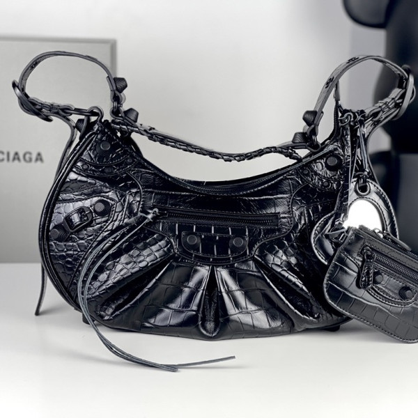 [GB] 발렌시아가 르 카골 크로커다일 이펙트 스몰 블랙 숄더백