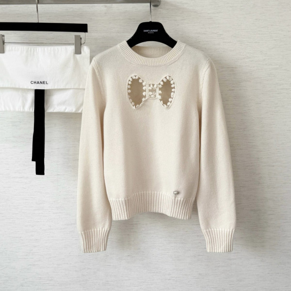 샤넬 크림 화이트 실크 앤 울 니트 스웨터 여성복