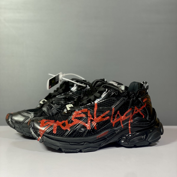 [OK공장] 발렌시아가 러너 블랙 그래피티 스니커즈