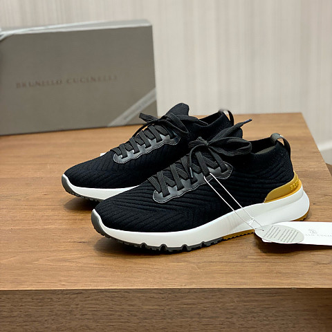 브루넬로 쿠치넬리 니트 카프스킨 러너 블랙 스니커즈