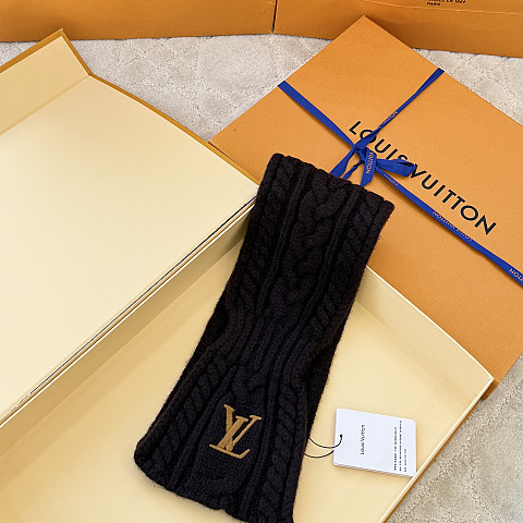 루이비통 온리 LV 케이블 블랙 스카프