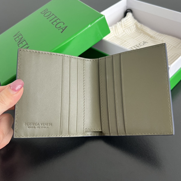 [징공장] 보테가 베네타 인트레치아토 어비스 폴더형 지갑