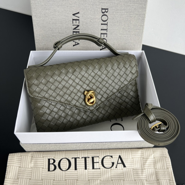 [징공장] 보테가 베네타 놋 락 사이프러스 숄더백 817191