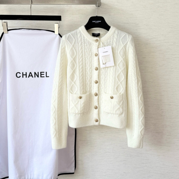 샤넬 캐시미어 실크 화이트 가디건 여성복