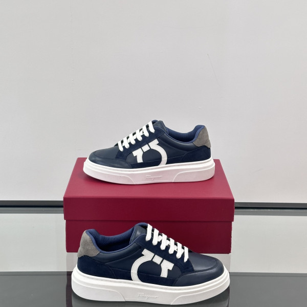 페라가모 간치치 패치 미드나잇 블루 스니커즈