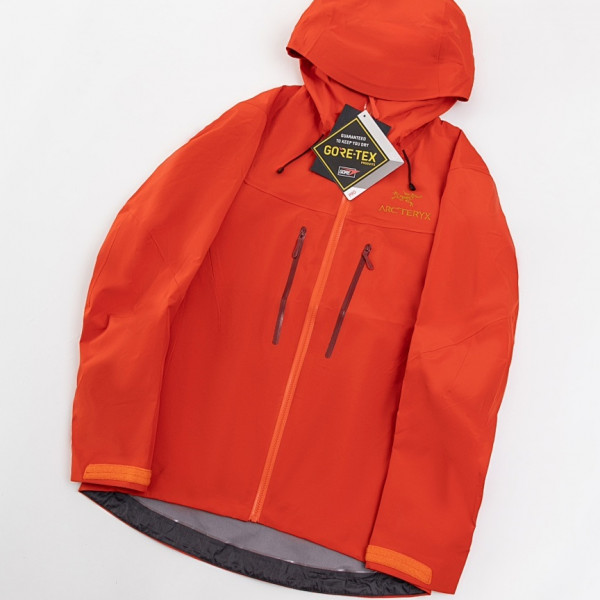 [DR] 아크테릭스 알파 SV 다이너스티 윈드브레이커 자켓