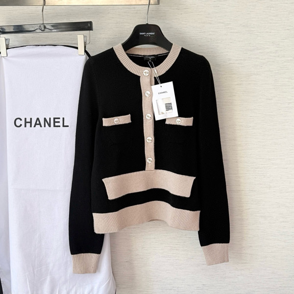 샤넬 캐시미어 블랙 가디건 여성복