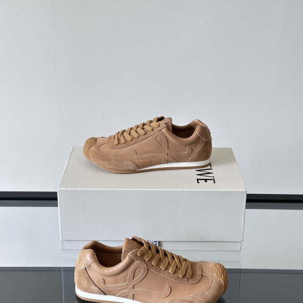 로에베 발레 러너2.0 브라운 스니커즈