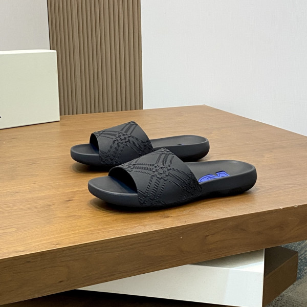 버버리 체크 다이브 블랙 슬라이드