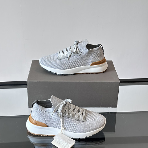 브루넬로 쿠치넬리 니트 러너 그레이 스니커즈