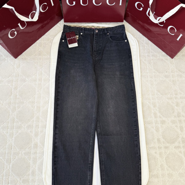 구찌 워싱 블랙 데님 진